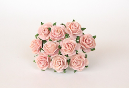 Розы миди 2 см, цвет - розово-персиковые светлые, 5 шт