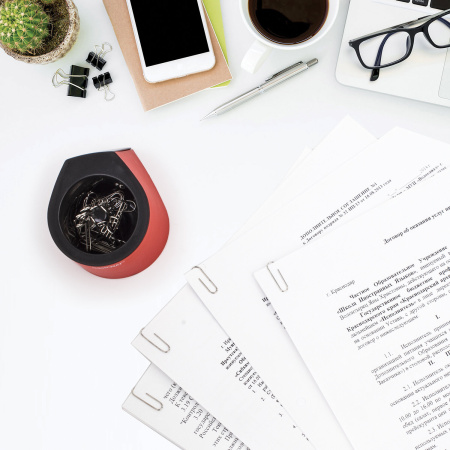 Скрепочница магнитная ОФИСМАГ с 30 скрепками, стильный корпус, красно-черная, 225192 - Диспенсеры для скрепок