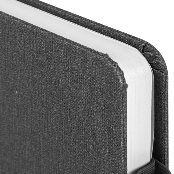 Ежедневник недатированный А5 138x213 мм BRAUBERG "Finest" под кожу, резинка, 136 л., черный, 111869 - Ежедневники с покрытием "под кожу и ткань"