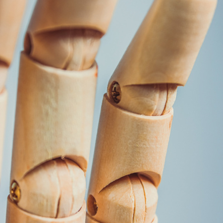 Манекен художественный BRAUBERG ART CLASSIC "РУКА", высота 30 см., мужская правая, дерево, 191297 - Манекены