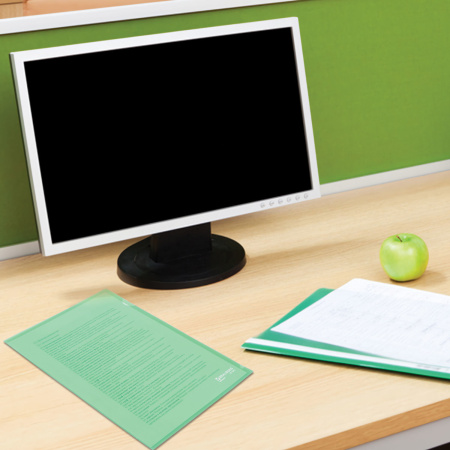 Папка-уголок жесткая BRAUBERG, зеленая, 0,15 мм, 221639 - Папки-уголки пластиковые