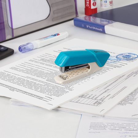 Степлер №10 BRAUBERG "ADVANCED", до 15 листов, с антистеплером, голубой, 228747 - Степлеры настольные