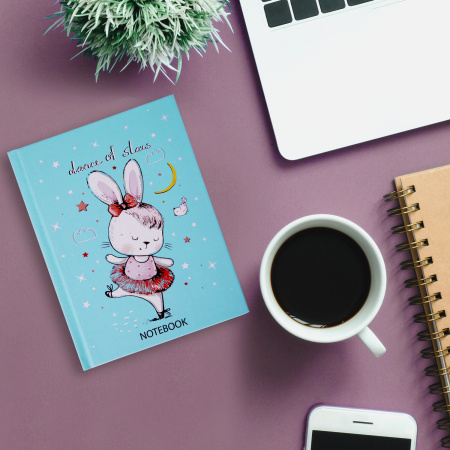 Блокнот МАЛЫЙ ФОРМАТ (110х147 мм), А6, 80 л., твёрдый, клетка, выборочный лак, BRAUBERG KIDS, "Зайка", 114449 - Блокноты в книжном переплете