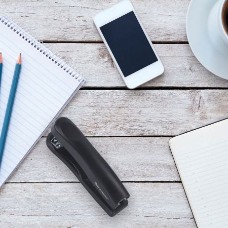 Степлер №24/6, 26/6 BRAUBERG "Standard+", до 30 листов, полнозагрузочный,черный, 228606 - Степлеры настольные