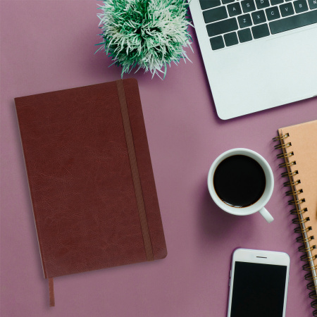 Блокнот А5 (148x218 мм), BRAUBERG "Metropolis Ultra", под кожу, 80 л., резинка, клетка, коричневый, 111023 - Бизнес-блокноты и бизнес-тетради