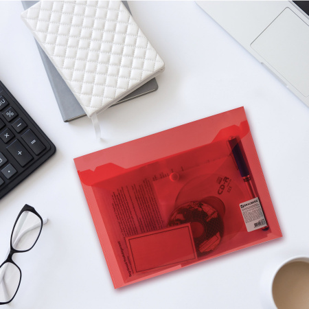 Папка-конверт с кнопкой МАЛОГО ФОРМАТА (240х190 мм), А5, прозрачная, красная, 0,18 мм, BRAUBERG, 224026 - Папки-конверты с кнопкой