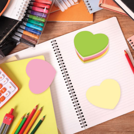 Блок самоклеящийся (стикеры), фигурный, BRAUBERG, НЕОНОВЫЙ "Сердце", 250 листов, 5 цветов, 126690 - Блоки и закладки клейкие