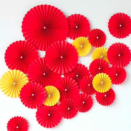 Картон цветной А4 ТОНИРОВАННЫЙ В МАССЕ, 50 листов, КРАСНЫЙ, 220 г/м2, BRAUBERG, 210х297 мм, 128982 - Цветной и белый картон