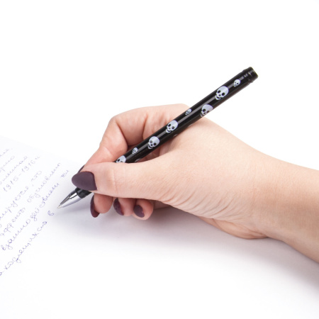 Ручка шариковая BRAUBERG "Jolly Roger", СИНЯЯ, корпус с печатью, узел 0,7 мм, линия письма 0,35 мм, 141536 - Ручки шариковые неавтоматические