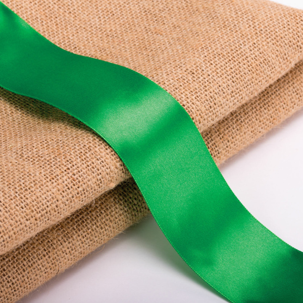 Лента атласная ширина 50 мм, длина 23 м, зеленая, BRAUBERG, 591523 - Ленты для декора, рукоделия и упаковки подарков