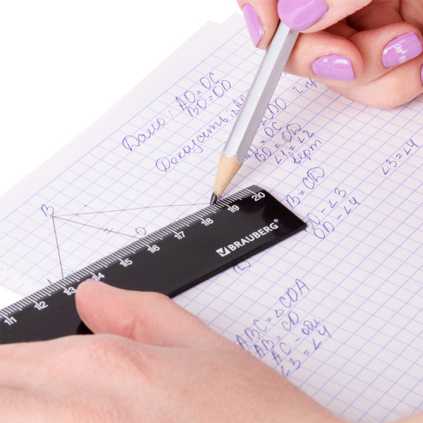 Линейка пластиковая 20 см BRAUBERG, непрозрачная, черная, 210775 - Линейки