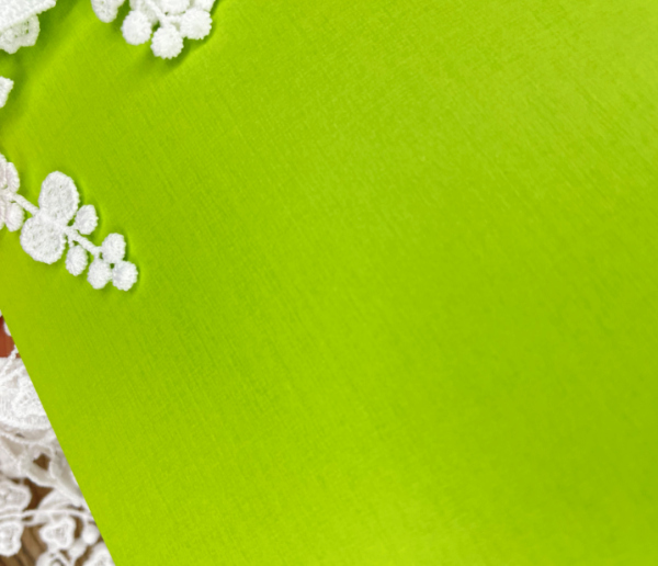 Дизайнерская бумага с односторонним тиснением лен, цвет салатный, плотность 290 гр., размер 35*50 см - Дизайнерская бумага