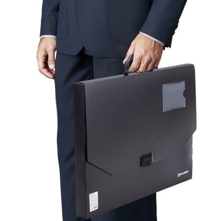 Папка-портфель пластиковая БОЛЬШОГО ФОРМАТА BRAUBERG "ПОРТФОЛИО", А3 (445х310х30 мм), черная, РОССИЯ, 226023 - Портфели пластиковые