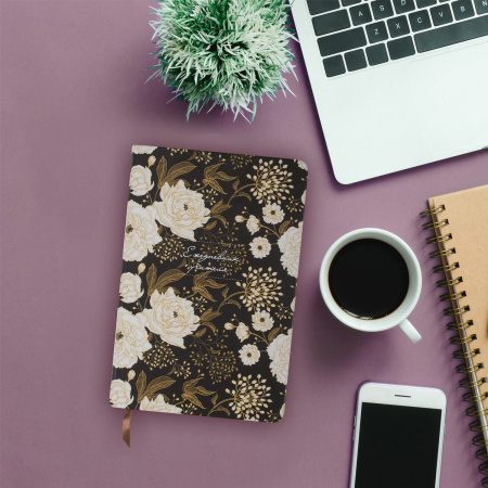 Ежедневник учителя специализированный А5 (215х145 мм) BRAUBERG, 144 л., кожзам, "Цветы на черном", 112707 - Ежедневники с твердой обложкой