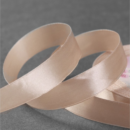 Лента атласная, ширина 20 мм, цвет бежевый №67