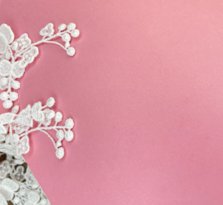 Дизайнерская бумага с содержанием вторичных волокон, цвет розовый, плотность 170 гр., размер 35*50 см - Дизайнерская бумага