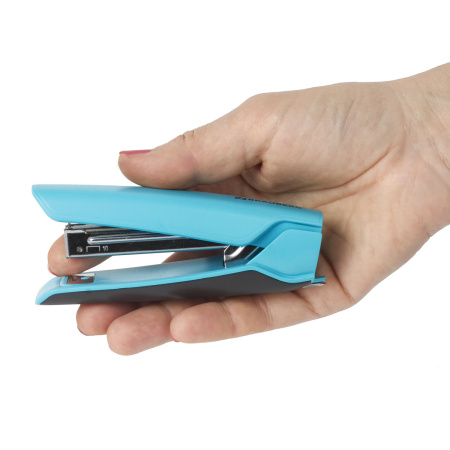 Степлер №10 BRAUBERG "ULTRA", до 20 листов, с антистеплером, голубой, 228755 - Степлеры настольные