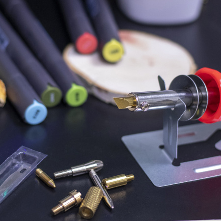 Набор для выжигания и пайки BRAUBERG, 6 насадок + нож для резки пластика, красный, 150621 - Наборы для выжигания