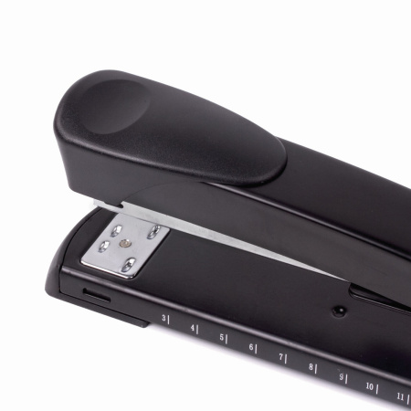 Степлер брошюровочный №24/6, 26/6 BRAUBERG "Universal", до 25 листов, черный, 220942 - Степлеры-брошюровщики