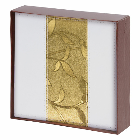 Фотоальбом BRAUBERG на 200 фото 10х15 см, под кожу, бумажные страницы, бокс, бело-золотистый, 391112 - Фотоальбомы