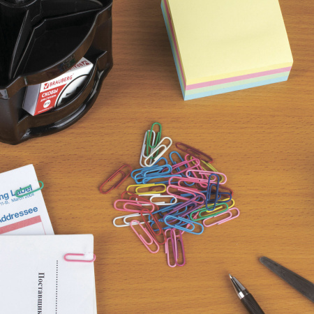 Скрепки BRAUBERG, 28 мм, цветные, 100 шт., в пластиковой коробке, 221111 - Скрепки канцелярские