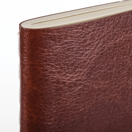 Тетрадь 60 л. в клетку обложка гладкий кожзам, сшивка, А4 (210х297мм), КОРИЧНЕВЫЙ, BRAUBERG VIVA, 403905 - Тетради формата А4