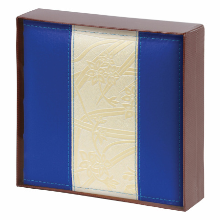 Фотоальбом BRAUBERG на 200 фото 10х15 см, под кожу, бумажные страницы, бокс, синий с белым, 391113 - Фотоальбомы
