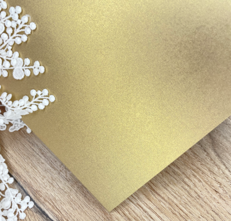 Дизайнерская бумага с перламутровым покрытием, цвет серо-золотой, плотность 300 гр., размер 35*50 см - Дизайнерская бумага