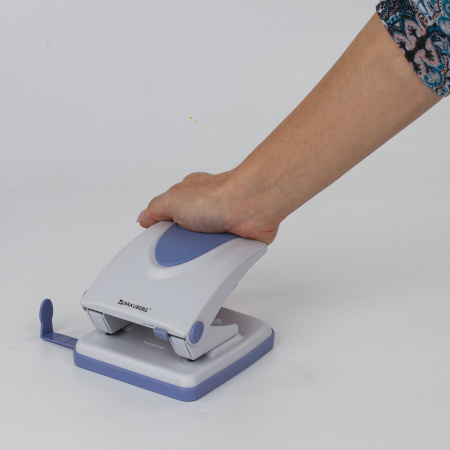 Дырокол металлический BRAUBERG "GRAND OFFICE", до 35 листов, серый, ГАРАНТИЯ 5 ЛЕТ, 228743 - Дыроколы настольные