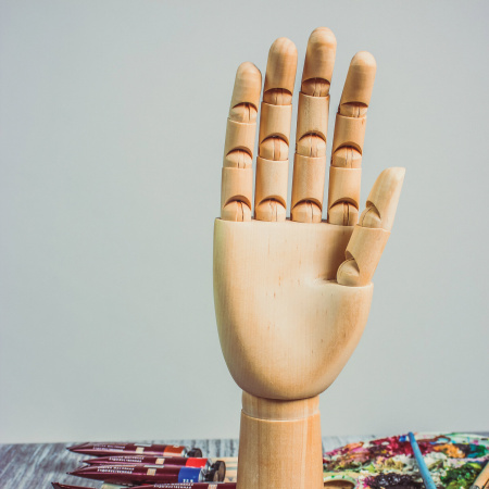 Манекен художественный BRAUBERG ART CLASSIC "РУКА", высота 30 см., мужская правая, дерево, 191297 - Манекены