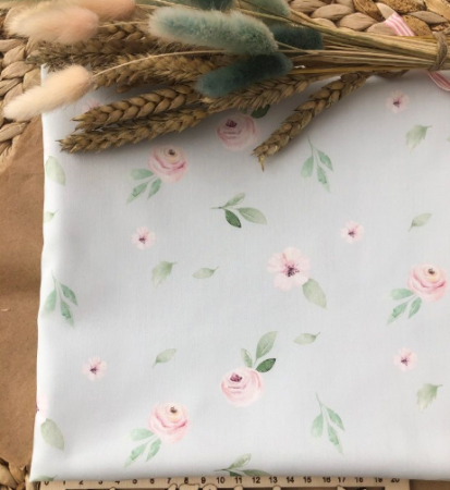 Ткань для рукоделия "Цветы на зеленом фоне" 30*80 см. 100% хлопок, плотность 140 г/м2