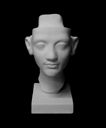 Бюст  Нефертити 15,5*17,5*28 (10-150)