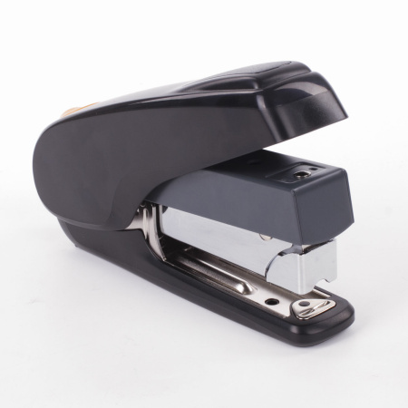 Степлер ЭНЕРГОСБЕРЕГАЮЩИЙ №24/6 - 24/8 BRAUBERG "Easy Press", до 40 листов, БЕЗ УСИЛИЙ, 228742 - Степлеры настольные