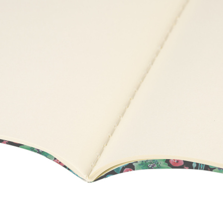 Тетрадь-скетчбук 60 л. обложка SoftTouch, бежевая бумага 70 г/м2, сшивка, В5 (179х250 мм), ЯГОДЫ, BRAUBERG, 403831 - Тетради более 60 листов