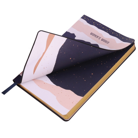 Ежедневник недатированный А5 (138х213 мм), BRAUBERG VISTA, под кожу, гибкий, фольга, 136 л., "Women's World", 112037 - Ежедневники с покрытием "под кожу и ткань"