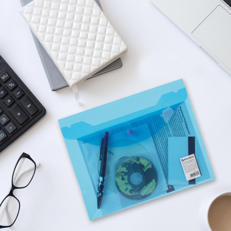 Папка-конверт с кнопкой МАЛОГО ФОРМАТА (240х190 мм), А5, прозрачная, синяя, 0,18 мм, BRAUBERG, 224027 - Папки-конверты с кнопкой