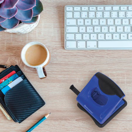 Дырокол BRAUBERG "JET PRO", до 30 листов, сине-черный, 228600 - Дыроколы настольные