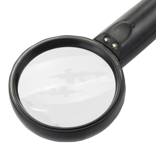 Лупа просмотровая BRAUBERG, С ПОДСВЕТКОЙ, диаметр 75 мм, увеличение 3, корпус черный, 454130 - Лупы