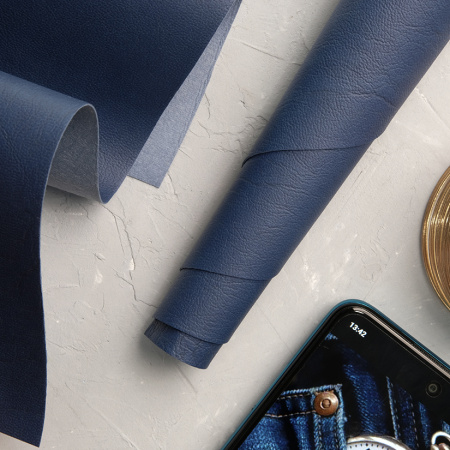 Переплетный кожзам (Италия), тиснение мятая кожа, синий, отрез 50*70 см