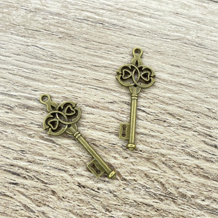 Металлическая подвеска "Ключ" бронза, размер 44*15 мм, 3 шт