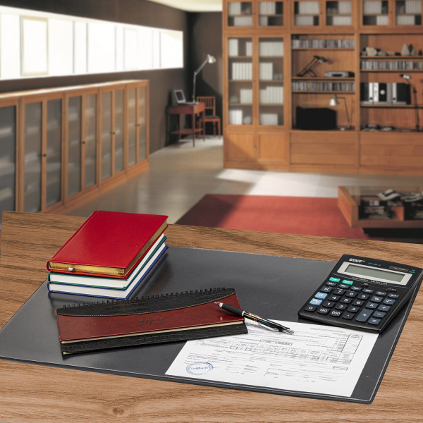 Коврик-подкладка настольный для письма (650х450 мм), с прозрачным карманом, черный, BRAUBERG, 236775 - Коврики настольные