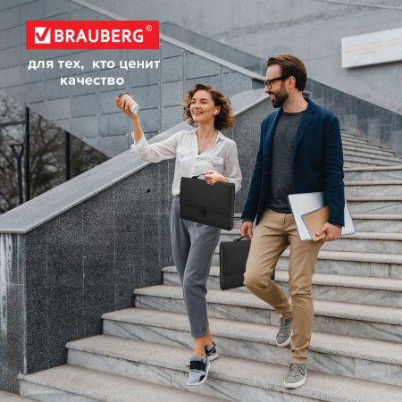 Папка-портфель пластиковая BRAUBERG "ДИПЛОМАТ", А4 (330х245х35 мм), 13 отделений, фактура бисер, черная, 226025 - Портфели пластиковые