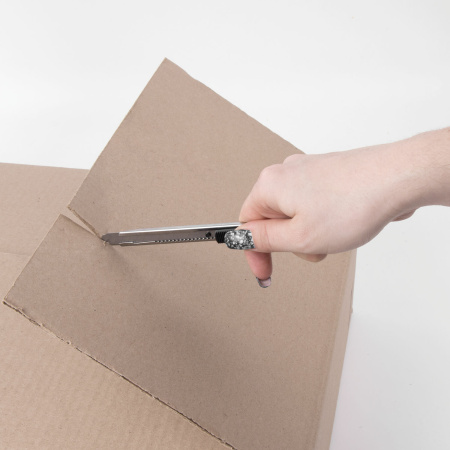 Нож канцелярский 9 мм STAFF "Manager", усиленный, металлический корпус, автофиксатор, клип, 237081 - Ножи канцелярские универсальные