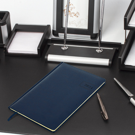 Еженедельник датированный 2024 БОЛЬШОЙ ФОРМАТ 210х297 мм А4, BRAUBERG "Imperial", под кожу, синий, 115010 - Еженедельники