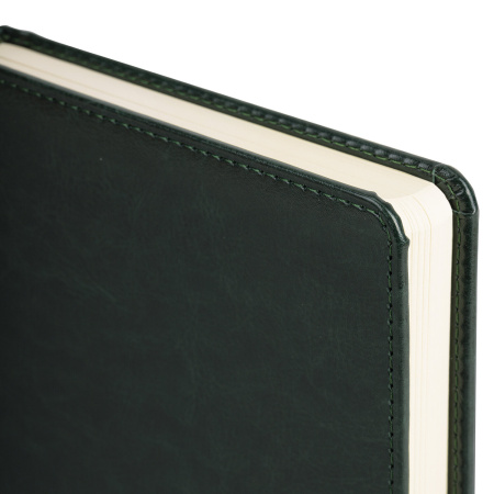 Ежедневник недатированный А5 138х213 мм BRAUBERG "Imperial" под кожу, 160 л., зеленый, 111855 - Ежедневники с покрытием "под кожу и ткань"