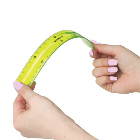 Набор чертежный средний гибкий ЮНЛАНДИЯ "FLEX" (линейка 20 см, 2 треугольника, транспортир), пенал, 210682 - Наборы чертежные