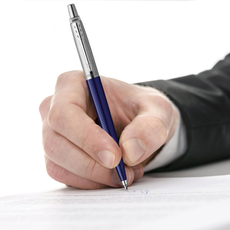 Ручка шариковая PARKER "Jotter Plastic CT", корпус синий, детали из нержавеющей стали, синяя, R0033170 - Ручки шариковые подарочные