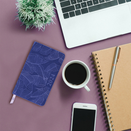 Еженедельник датированный 2024 МАЛЫЙ ФОРМАТ 95х155 мм А6, BRAUBERG "Foliage", под кожу, сиреневый, 115056 - Еженедельники