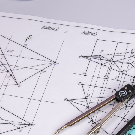 Набор чертежный GLOBUS с циркулем 125 мм, 9 предметов, пластиковый пенал с европодвесом, НЧ9-30-60 - Наборы чертежные