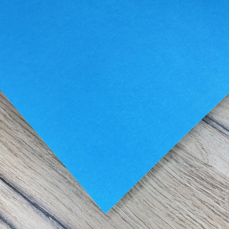 Дизайнерская бумага цвет голубой, плотность 260 гр., размер 35*50 см